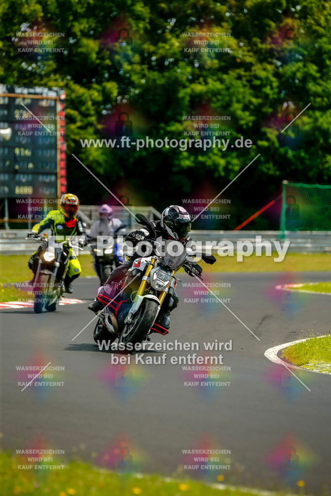 VBK-4774 | Hier findet Ihr Bilder von Touristenfahrten auf der Nürburgring Nordschleife oder von anderen Veranstaltungen die ich besucht habe. Viel Spass beim Durch Schauen 