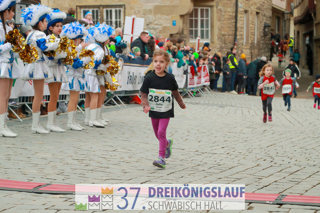 AOK JuniorCup 400m | 3Koenigslauf 2023 - Realisiert mit Pictrs.com