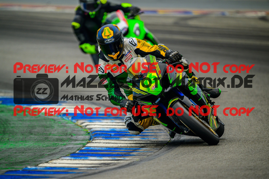 MaZZes_Fotomatrix_20250815_6007705_7139-2 | ROT