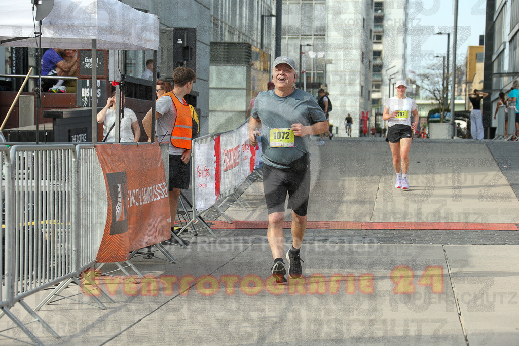 250920_1548_EX1_0698 | Sportfotografie im Rhein-Sieg Kreis, Köln, Bonn, NRW, Rheinland Pfalz, Hessen, etc. Unser Tätigkeitsfeld umfasst den Laufsport vom Volkslauf über den Marathon, Duathlon, Triathon bis zum Ultralauf wie Kölnpfad Ultra oder Schindertrail.