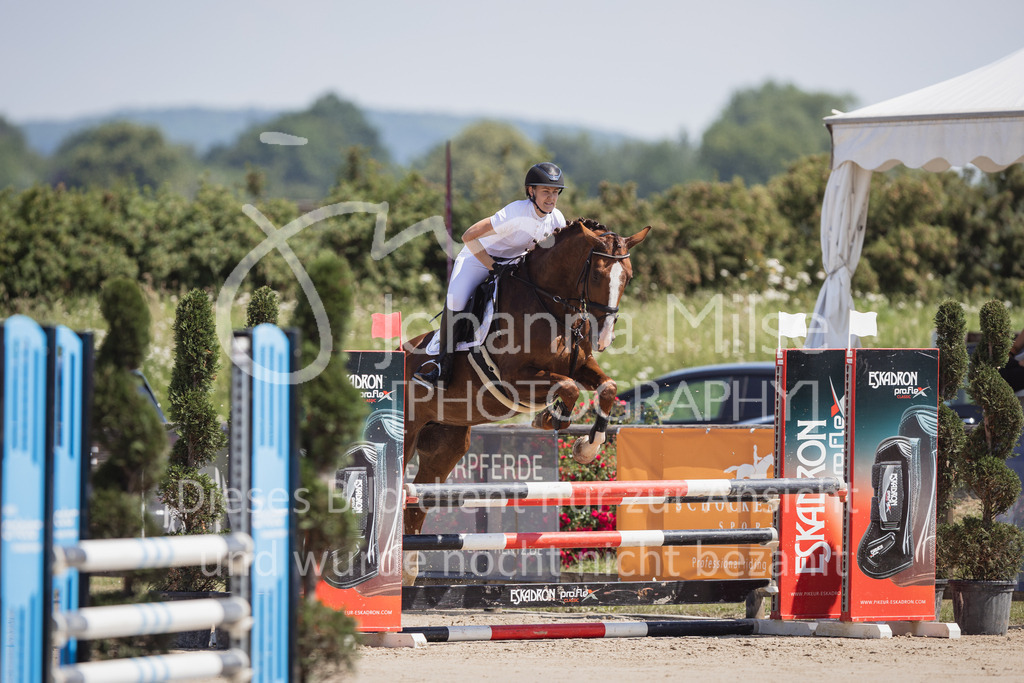 230625_PfSpTa_A1-Stil-304 | Deine schönsten Turniermomente als professionelle Fotos! Entdecke hochwertige Pferdesport-Fotografie im Online-Shop. Jetzt Fotos finden & bestellen!