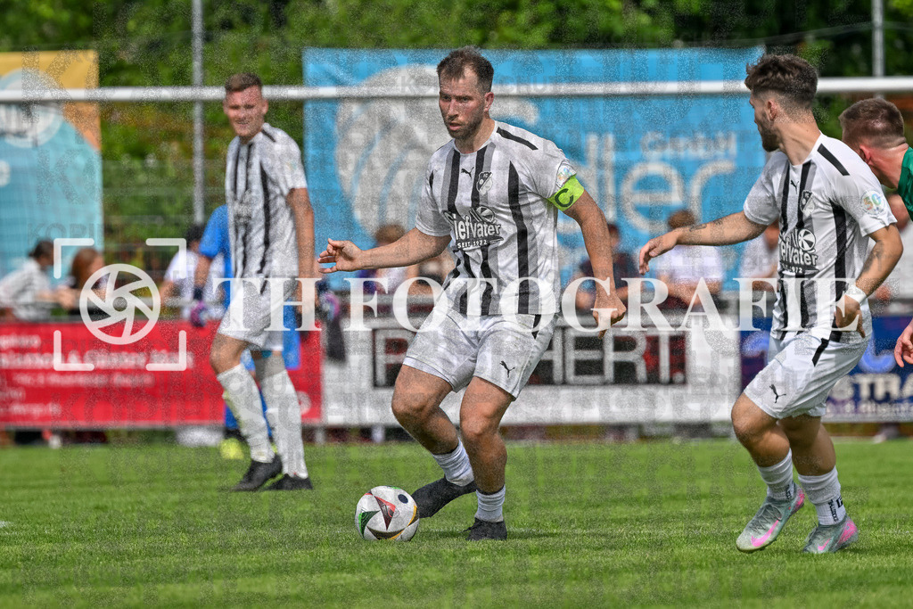GER, FC Zell - FC Wittlingen, Fussball, Rothaus Bezirkpokal, Finale, Saison 2024/2025, 29.05.2025 | GER, FC Zell - FC Wittlingen, Fussball, Rothaus Bezirkpokal, Finale, Saison 2024/2025, 29.05.2025Foto: TH Fotografie/Thomas Hess