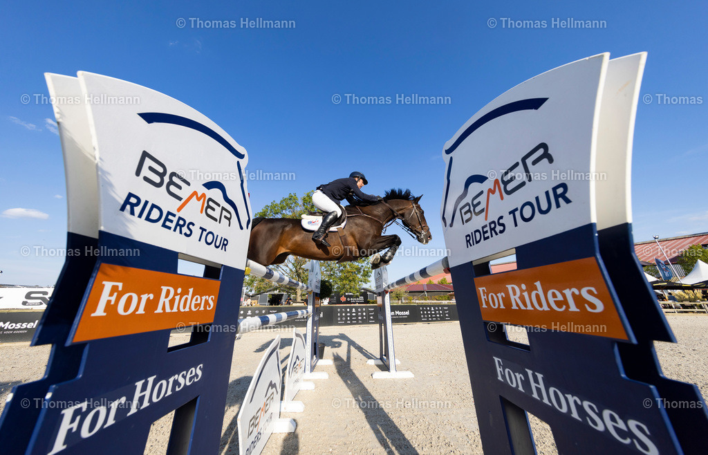 632 Evert (GBR)_ Robert Whitaker_010 | 632 Ayade Hero Z (GBR), Robert Whittaker beim CSI Azelhof 2022 am 02.09.22 in Lier, Azelhof