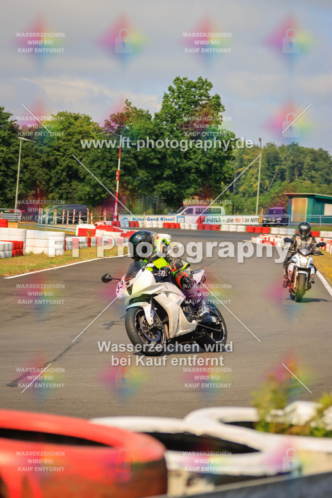 _DSK2363 | Hier findet Ihr Bilder von Touristenfahrten auf der Nürburgring Nordschleife oder von anderen Veranstaltungen die ich besucht habe. Viel Spass beim Durch Schauen 