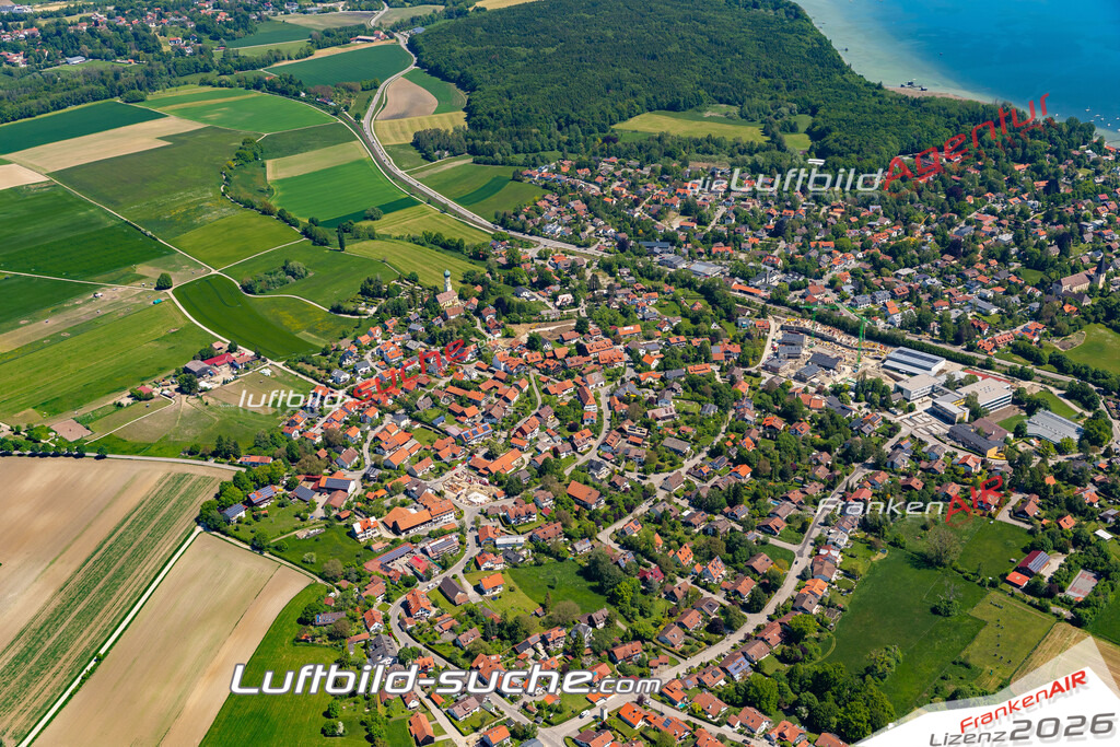 Aktuelles Luftbild von  schondorf-am-ammersee - Die Luftaufnahme wurde 2021 mittels UL-Flugzeug erstellt ( keine Drohne ) - hochauflösende Kamera-Systeme von  Canon -Beste Qualität - Für grossformatige Ausdrucke geeignet. Die Geschenkidee !