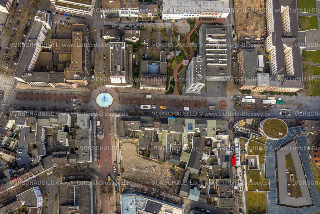 Duisburg240303820 | Luftbild, City Königstraße Einkaufsstraße und Fußgängerzone mit Lifesaver Brunnen, Altstadt, Duisburg, Ruhrgebiet, Nordrhein-Westfalen, Deutschland, Duisburg-S