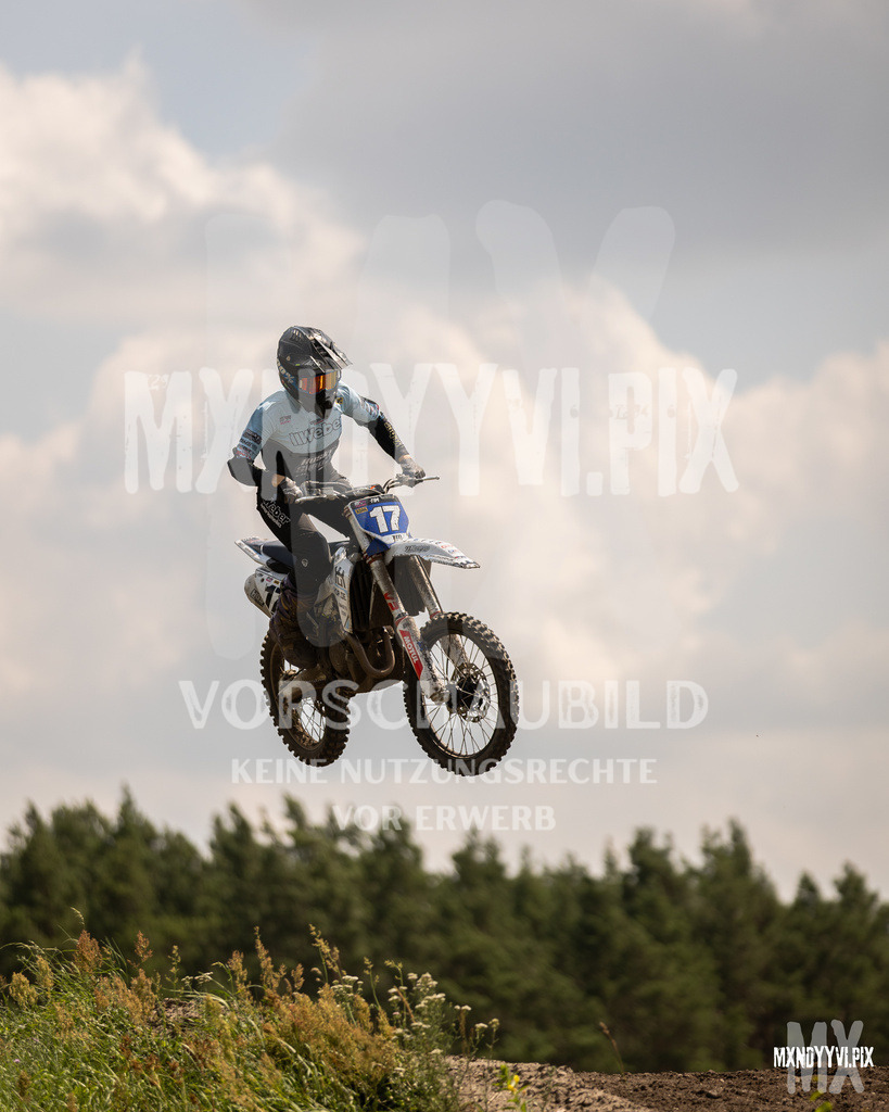 866A1769 | mxndyyvipix