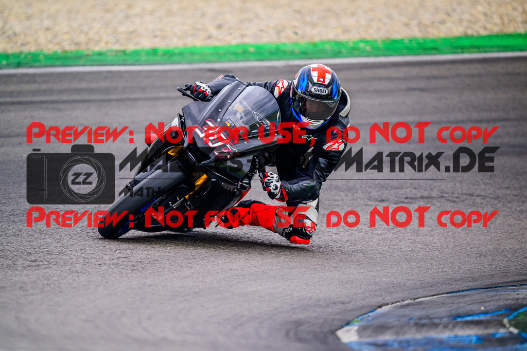 MaZZes_FotoMatrix_240614_6007705_2-71 | GELB