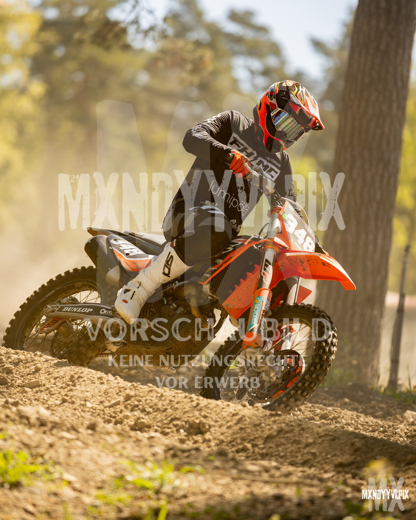 866A4999 | mxndyyvipix