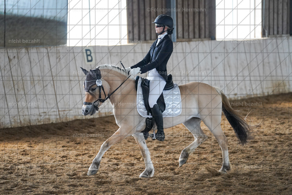 20230520-FAH05648 | Frühjahrsturnier, Landsberg am Lech, 2023, Reitclub Landsberg, Turnierbilder, Fotos Turnier Landsberg, Fotoagentur Herrmann, Turnierfotografen Bayern, Reitsport Fotograf, Pferde Fotograf