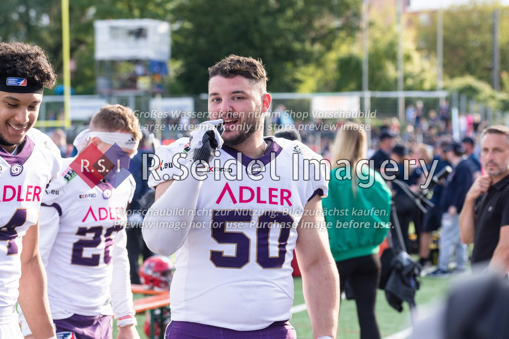 RS-1-004019 | David Miletic (#50, Frankfurt, LB)