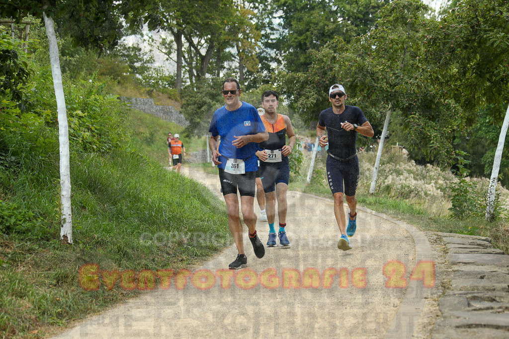 250824_1349_EX1_3862 | Sportfotografie im Rhein-Sieg Kreis, Köln, Bonn, NRW, Rheinland Pfalz, Hessen, etc. Unser Tätigkeitsfeld umfasst den Laufsport vom Volkslauf über den Marathon, Duathlon, Triathon bis zum Ultralauf wie Kölnpfad Ultra oder Schindertrail.