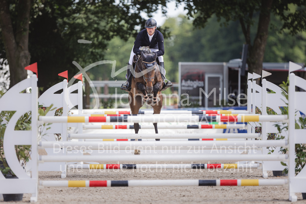 220614_Mühlen_Quali5j-708 | Late Entry Mühlen
Springpferdeprüfung Kl.M* 5j. Qualifikation zum Bundeschampionat
14.06.2022