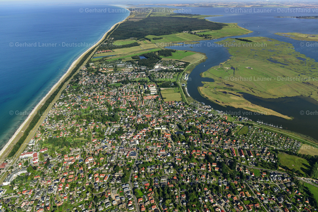 Zingst | Nationalpark Vorpommersche Bodenlandschft, ZINGST 25.08.2016 Küsten- Landschaft am Sandstrand der Ostsee bei Zingst an der Ostseeküste im Bundesland Mecklenburg-Vorpommern, Deutschland. // Coastline on the sandy beach of Baltic Sea near Zingst at the baltic coast in the state Mecklenburg - Western Pomerania, Germany. Foto: Gerhard Launer