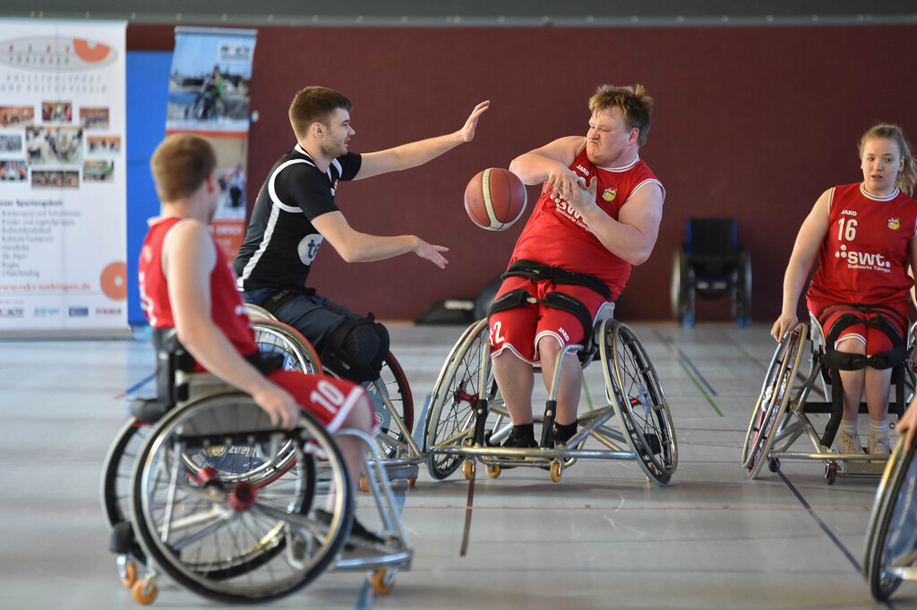 2025-03-09-Ralph_Kunze-0252 | Ralph Kunze - Realisiert mit Pictrs.com