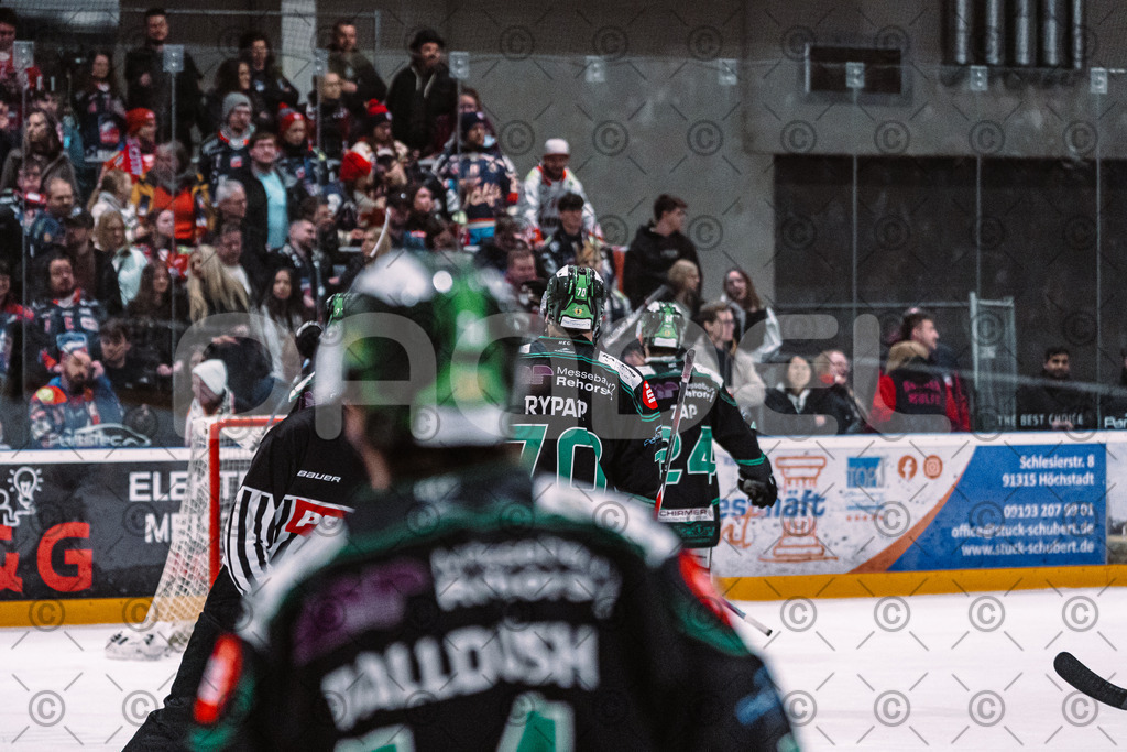 Alligators_vs_Selb_27_02_2026-45 | Höchstadt Alligators Fotogalerie: Eishockey-Action aus Franken. Professionelle Spielfotos, Portraits & Stadionbilder zum Download. Jetzt entdecken! - Realisiert mit Pictrs.com