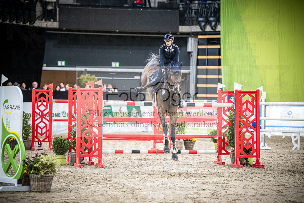 DOS_0749 | Entdecke hochwertige Reitturnierfotos von Foto Oger. Professionell, emotional und authentisch – jetzt Lieblingsmomente im Shop bestellen.Deutschlandweite Turnierfotografie. - Realisiert mit Pictrs.com