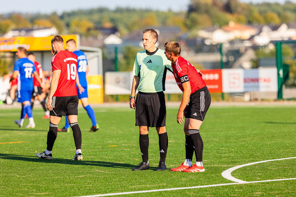 SG Morshausen - SV Blankenrath | Sportfotografie Hermann-Josef Stoffel - Realisiert mit Pictrs.com