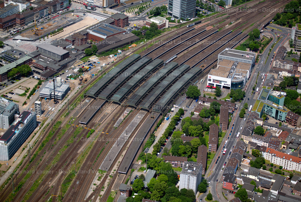 3805642 | Online-Shop für Luftbilder aus Deutschland. Seit über 45 Jahren baut Gerhard Launer das Luftbildarchiv mit unterschiedlichsten Themen stetig weiter aus.
