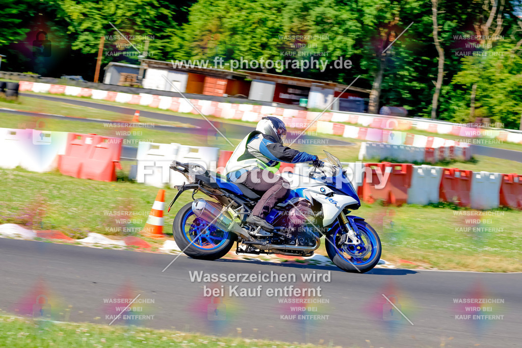 _MOT8905 | Hier findet Ihr Bilder von Touristenfahrten auf der Nürburgring Nordschleife oder von anderen Veranstaltungen die ich besucht habe. Viel Spass beim Durch Schauen 