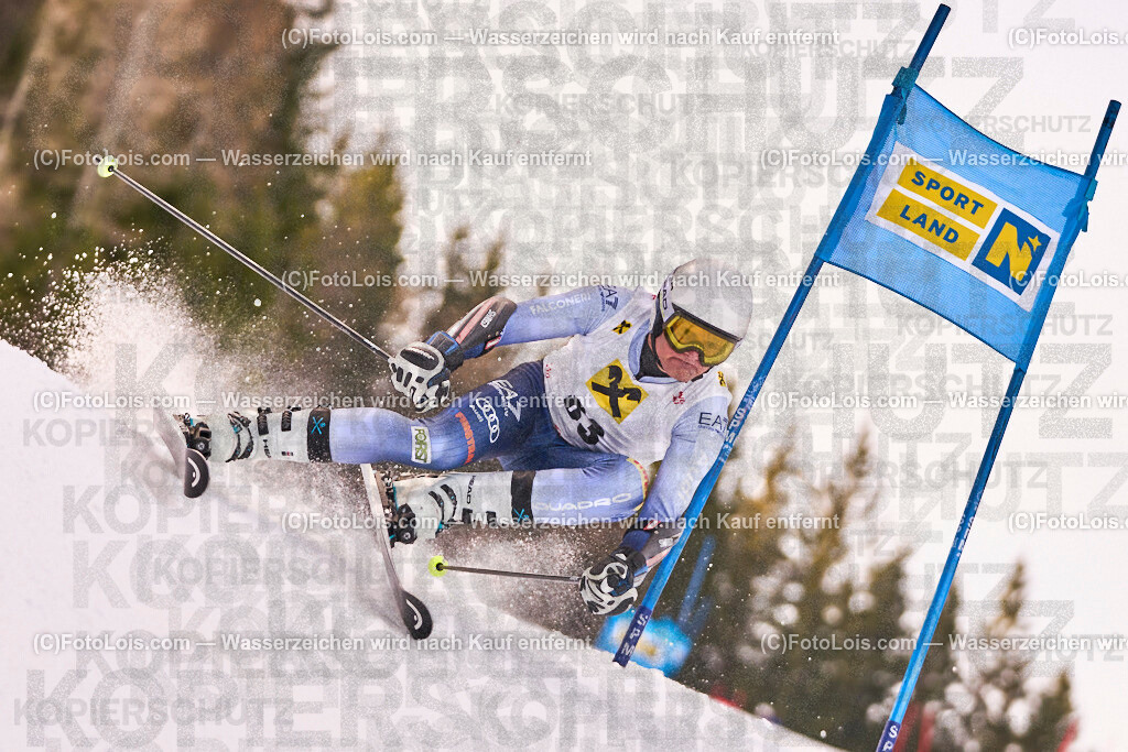 ALP1112_MastersCup-RTL-II_LKHF_Schaub Guenter | NÖ Raiffeisen MastersCup, Jugend - Damen - Herren, Riesentorlauf-Rennen 2 auf der Fuchswaldpiste in Lackenhof am Ötscher, durchführender Verein: Schiklub Lackenhof, So 9. Februar 2025.