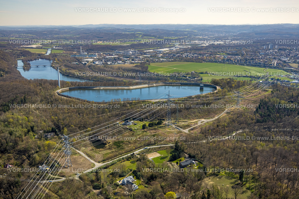 Herdecke220401738 | Luftbild, Speicherbecken RWE Pumpspeicherkraftwerk Koepchenwerk, Hengsteysee mit Ruhrbrücke, Wittbräucke, Herdecke, Ruhrgebiet, Nordrhein-Westfalen, Deutschland