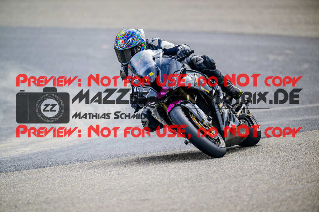 MaZZes_FotoMatrix_240910_6007705_2908 | GELB