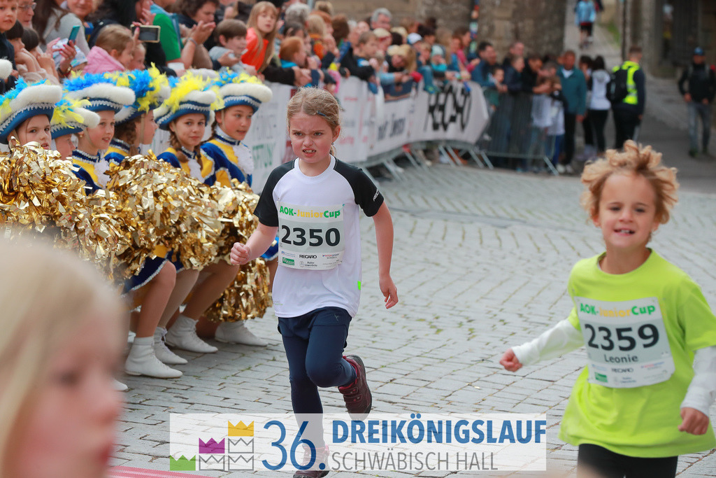 AOK Junior Cup 400m | 3Königslauf 2022 AOK Junior Cup 400m - Realisiert mit Pictrs.com