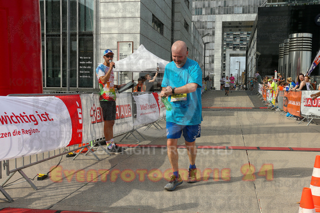 250920_1528_EX1_9573 | Sportfotografie im Rhein-Sieg Kreis, Köln, Bonn, NRW, Rheinland Pfalz, Hessen, etc. Unser Tätigkeitsfeld umfasst den Laufsport vom Volkslauf über den Marathon, Duathlon, Triathon bis zum Ultralauf wie Kölnpfad Ultra oder Schindertrail.