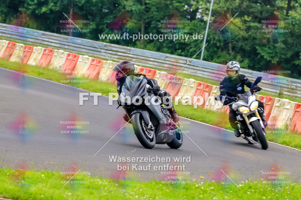 VBK-6793 | Hier findet Ihr Bilder von Touristenfahrten auf der Nürburgring Nordschleife oder von anderen Veranstaltungen die ich besucht habe. Viel Spass beim Durch Schauen 