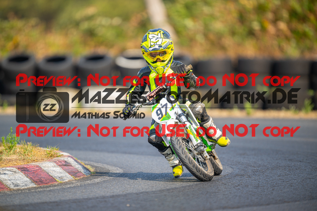 MaZZes-Fotomatrix-20260816-617092 | ROOKIES