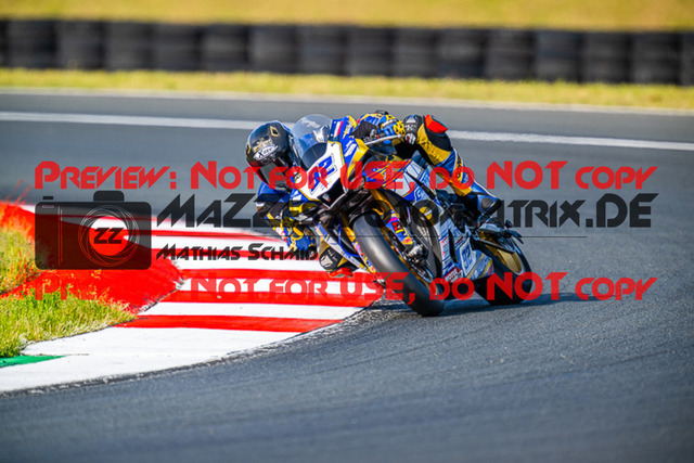 MaZZes_FotoMatrix_220522_3247 | Fotograf Mathias Schmid
Sportfotograf,
Eventfotograf,
Hochzeitsfotograf,
Portraitfotograf