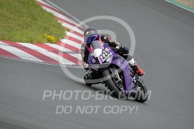 2024_07_06_PBK_35411 | Sportfotografie; SlowMotion; Video; Rennstrecke; Hafeneger; Speer; Racing; RSE; BMW; CBO; Trackday; Motorsportarena; Hockenheimring; Brno; Most; Barcelona; Valencia