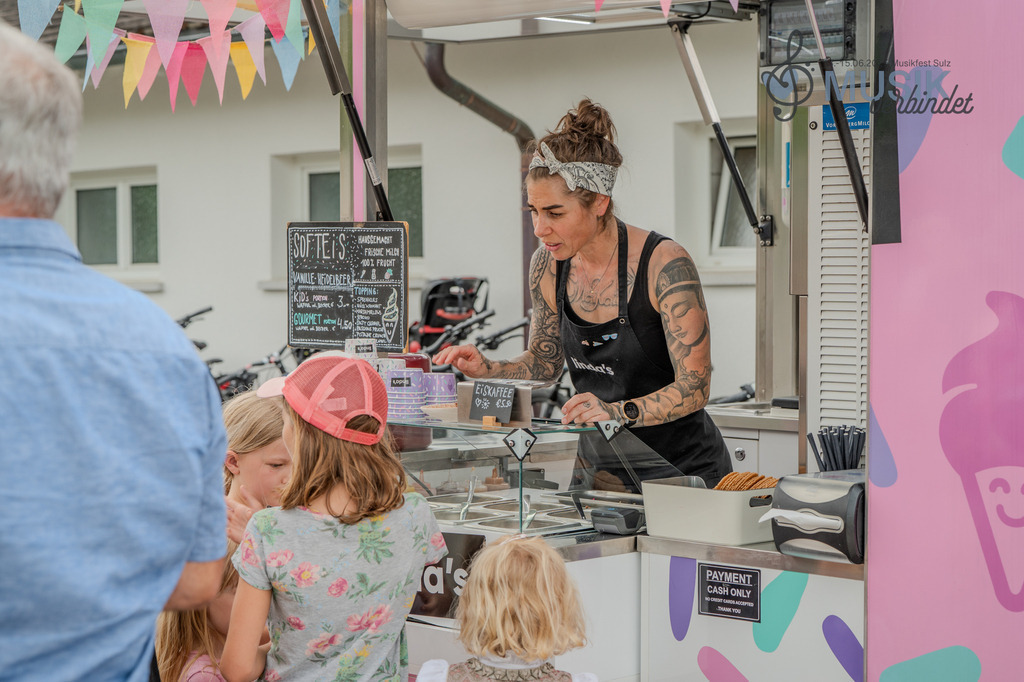 DSC_5611 | "Fussifoto.com – Ihr Ansprechpartner für hochwertige Fotografie! Entdecken Sie kreative Bilder und professionelle Dienstleistungen. Kontaktieren Sie uns für Ihre Projekte!"