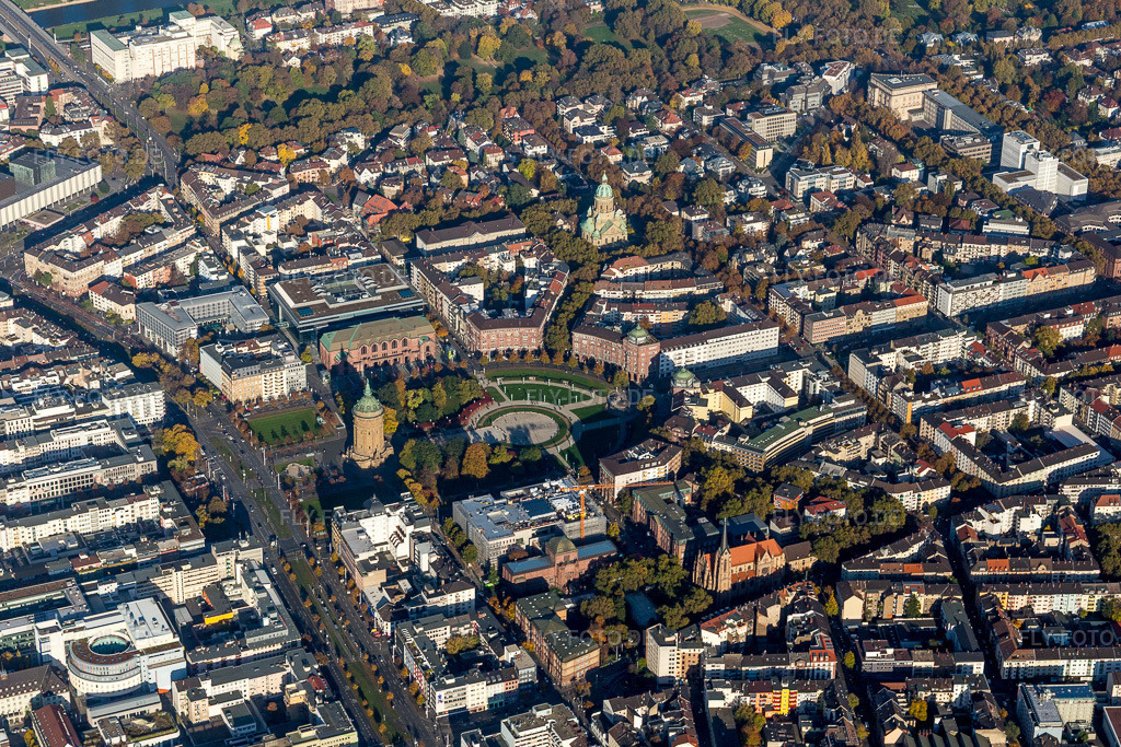 Luftbild: Wasserturm Augustaanlage im Ortsteil Oststadt in Mannheim im Bundesland Baden-Württemberg in Deutschland. Foto: IMG_095443.jpg vom 30.10.2016 durch Werner Riehm/FLY-FOTO.de
