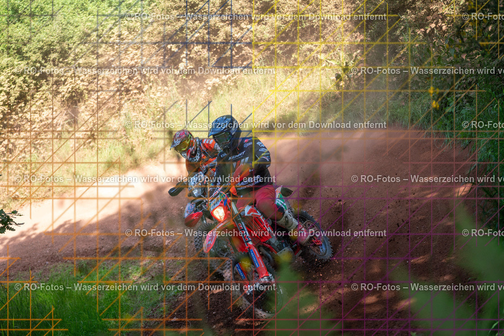 Wolfshausen 3 Lauf -814 | Sportfotografie von RO-Fotos: Motorsport, Motocross, Enduro, Laufveranstaltungen und Triathlon. Professionelle Fotos von Sportlern und Events. - Realisiert mit Pictrs.com