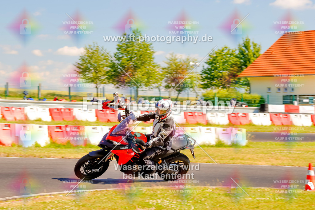 _MOT9113 | Hier findet Ihr Bilder von Touristenfahrten auf der Nürburgring Nordschleife oder von anderen Veranstaltungen die ich besucht habe. Viel Spass beim Durch Schauen 