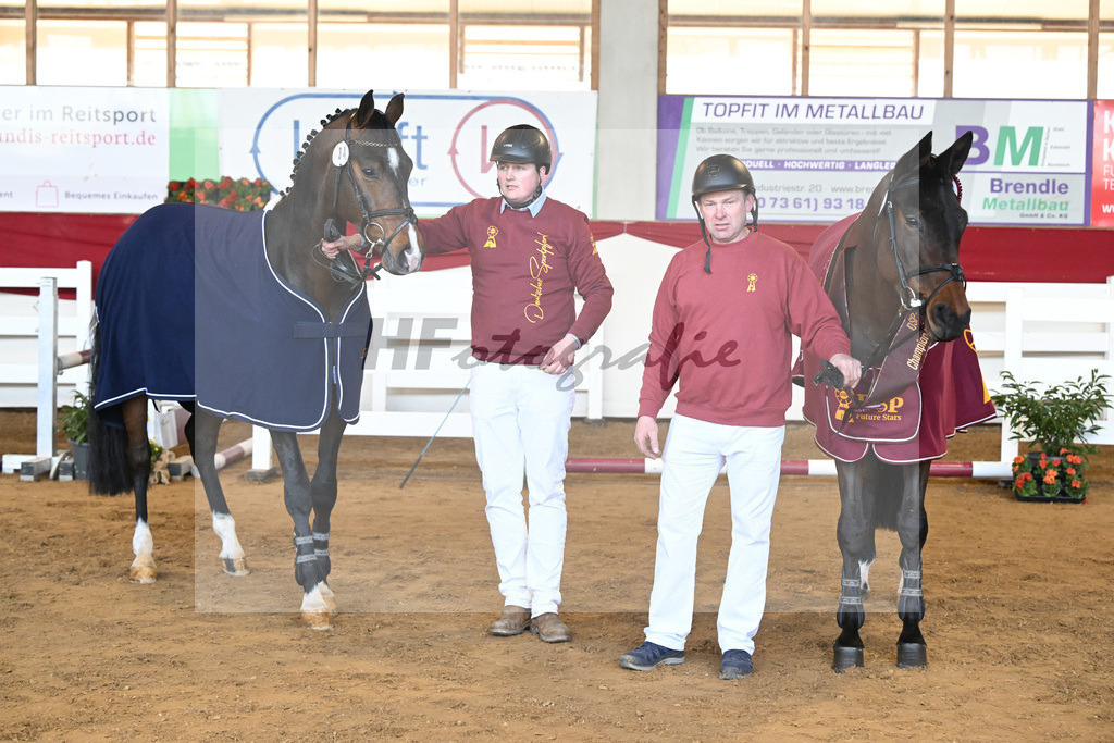 Kat-Nr. 33 Carassina s v. Chinchero_Schaefer u Kat-Nr. 34 Conthadero v. Conthargos_Schwuchow_16251149 | hf-fotografie - Realizzato con Pictrs.com
