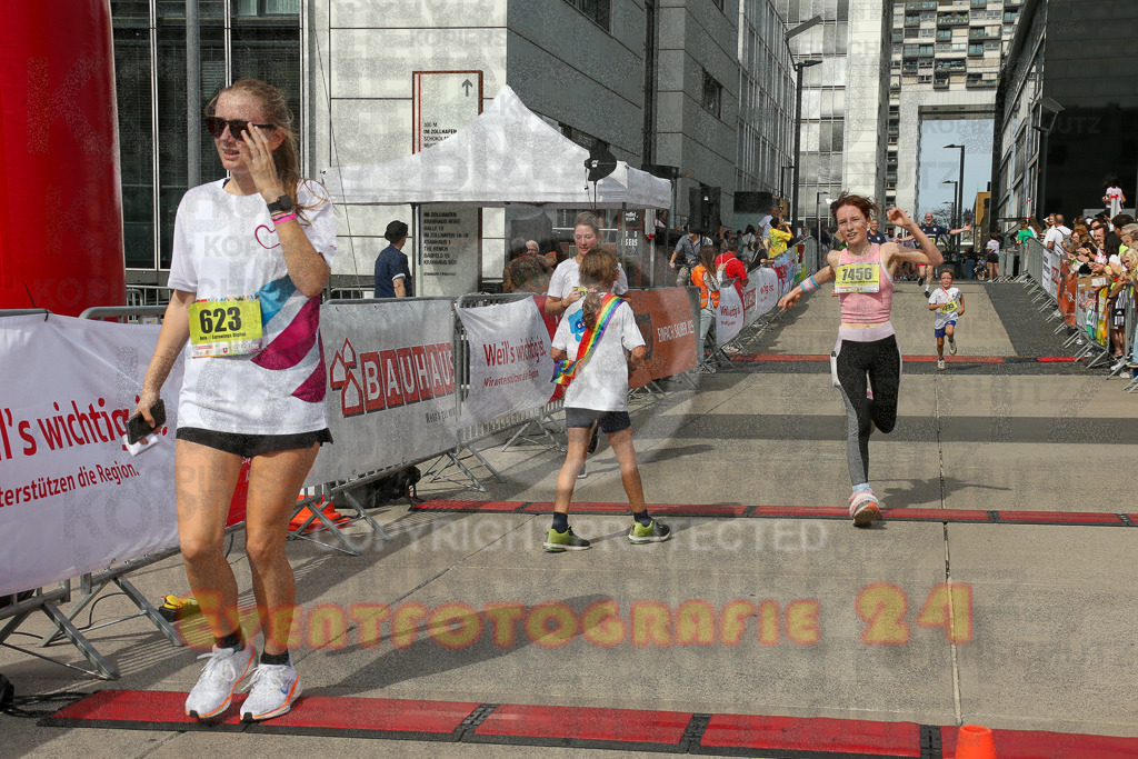 250920_1330_EX1_5124 | Sportfotografie im Rhein-Sieg Kreis, Köln, Bonn, NRW, Rheinland Pfalz, Hessen, etc. Unser Tätigkeitsfeld umfasst den Laufsport vom Volkslauf über den Marathon, Duathlon, Triathon bis zum Ultralauf wie Kölnpfad Ultra oder Schindertrail.