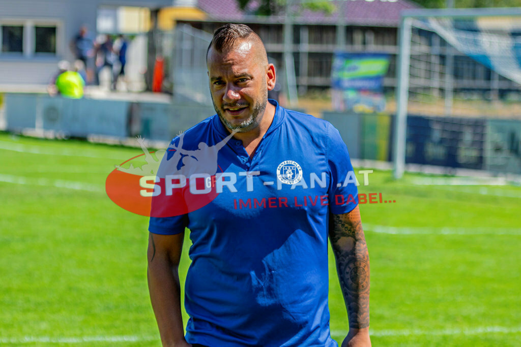 ASV Klagenfurt - Donau Klagenfurt | Florian Görgei  (Co-Trainer ASV Klagenfurt) ; ASV Klagenfurt - Donau Klagenfurt am 31.07.2022 in Klagenfurt
(ASV Platz Annabichl), AUSTRIA, (Photo by Ernst Krawagner sport-fan.at) - Realisiert mit Pictrs.com