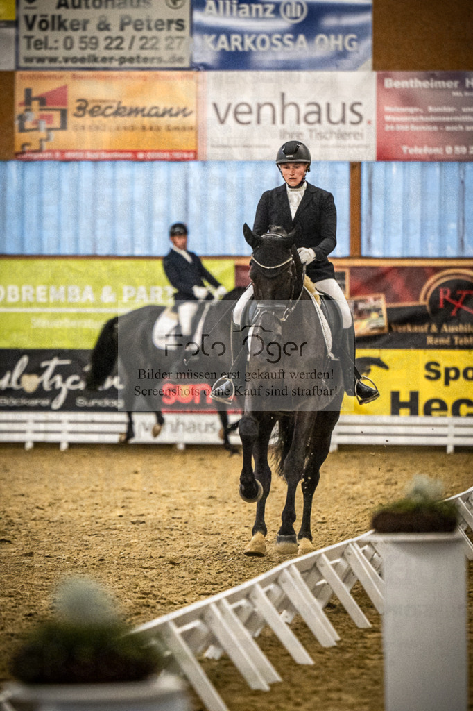 DOS_0576 | Entdecke hochwertige Reitturnierfotos von Foto Oger. Professionell, emotional und authentisch – jetzt Lieblingsmomente im Shop bestellen.Deutschlandweite Turnierfotografie. - Realisiert mit Pictrs.com