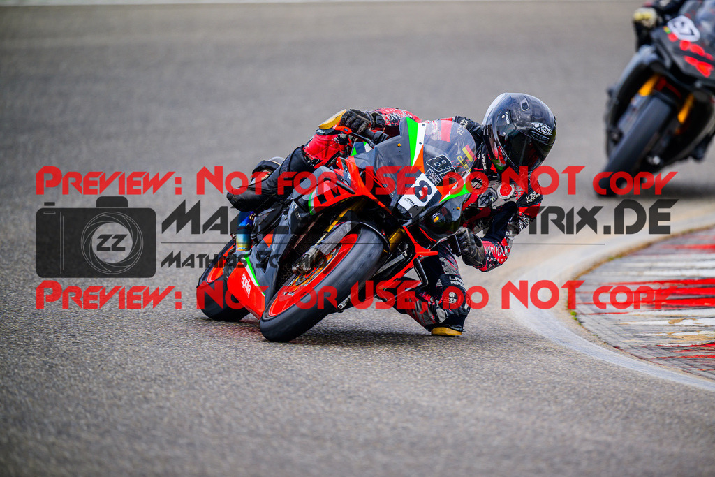 MaZZes_FotoMatrix_240910_6007705_6322 | ROT