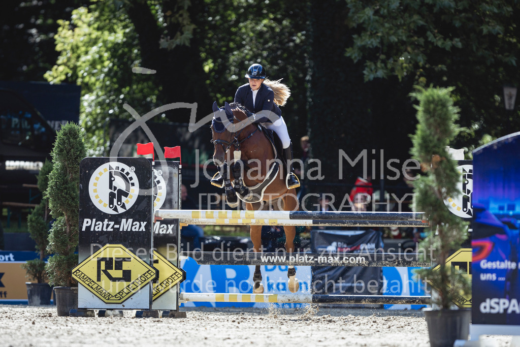 240912_OWLCh_AmateurM-441 | Deine schönsten Turniermomente als professionelle Fotos! Entdecke hochwertige Pferdesport-Fotografie im Online-Shop. Jetzt Fotos finden & bestellen!