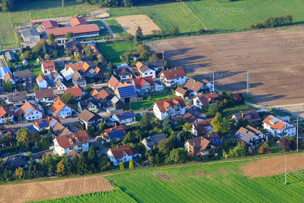 Luftbild: Römerstr im Ortsteil Minderslachen in Kandel im Bundesland Rheinland-Pfalz in Deutschland. Foto: IMG_073885.jpg vom 03.10.2014 durch Werner Riehm/FLY-FOTO.de