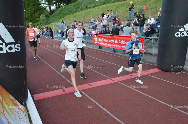 19-27-46_ | Meisterchip Fotoshop - Realisiert mit Pictrs.com