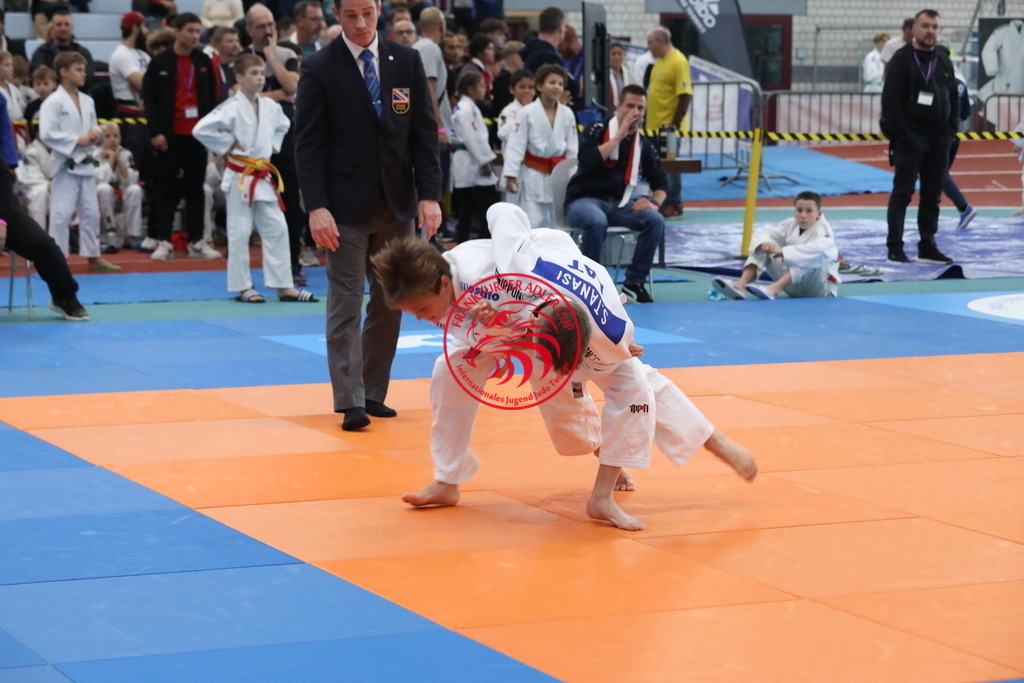 1J7A2502 | Fotos vom Adler Cup - Pictures from Adler Cup

Hier findet Ihr alle Eindrücke und großen Momente der Adler Cup Wochenenden. Here you will find all impressions and great moments of the Adler Cup weekends. - Realisiert mit Pictrs.com