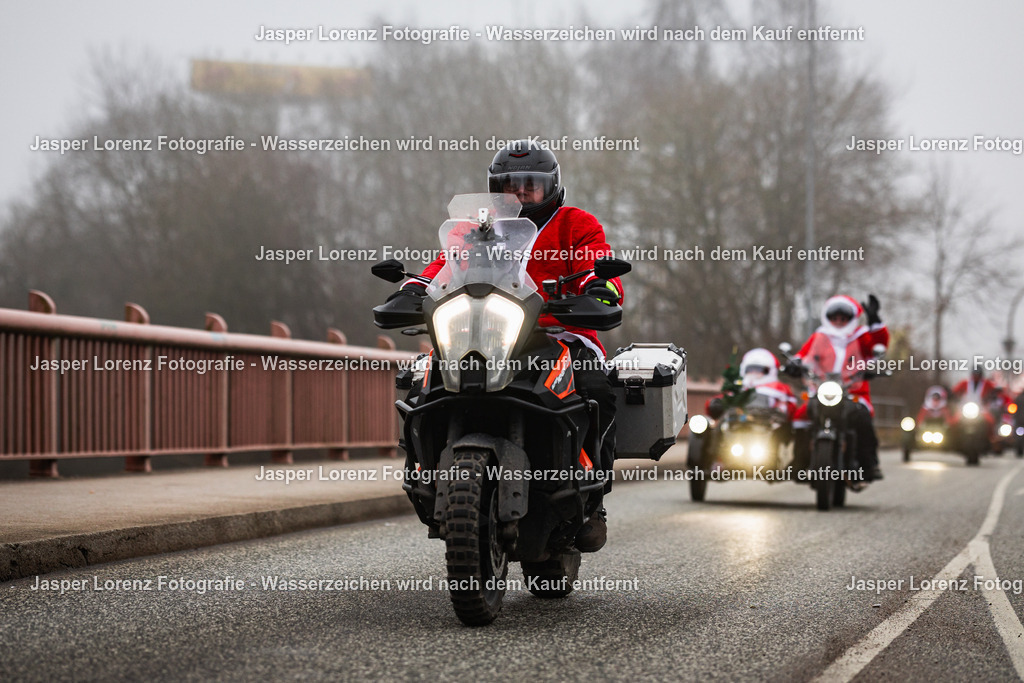 X-Mas Ride I Kiel I 2025 | Jasper Lorenz Fotografie - Realisiert mit Pictrs.com