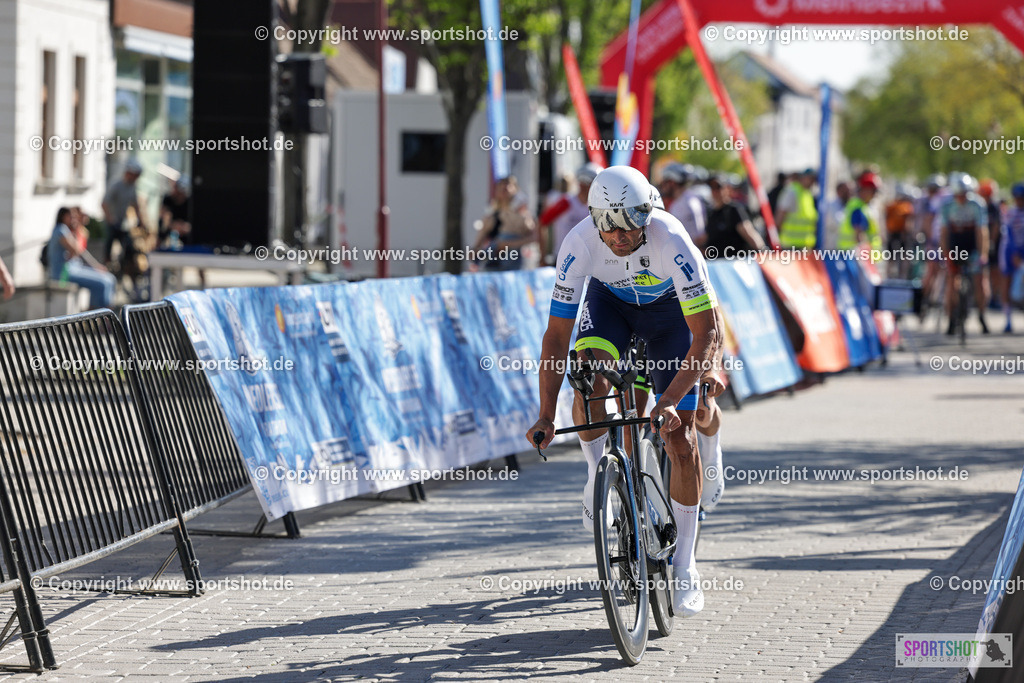 114_VJ__5635 | Neusiedlersee Radmarathon 2026@sportshot_your_pictrs #yourpictures#roadtowm2029 #nrm #neusiedlerseeradmarathon #neusiedlersee #neusiedlerseetourismus #burgenland #mörbisch #nrm26 #burgenlandtourismus #voglundco #poweredbyburgenlandtourismus #radsport #rad #marathon #ucigranfondo #visitburgenland #ucigranfondoworldseries