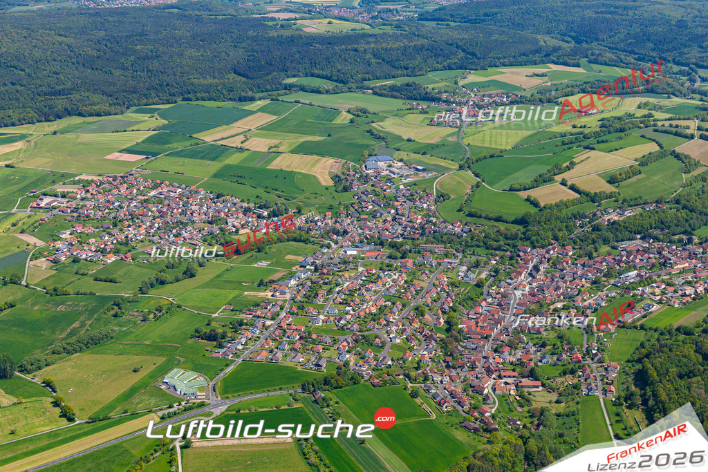 Das Luftbild der Stadt Burkardroth wurde 2019 vom Flugzeug heraus erstellt (keine Drohne) Aufnahmehöhe ca.400 Meter- hohe Auflösung- beste Druck-Qualität garantiert!