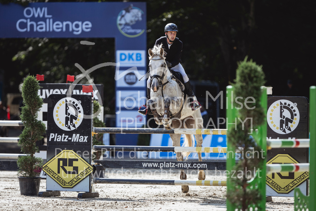 240914_OWLCh_AmateurM-543 | Deine schönsten Turniermomente als professionelle Fotos! Entdecke hochwertige Pferdesport-Fotografie im Online-Shop. Jetzt Fotos finden & bestellen!